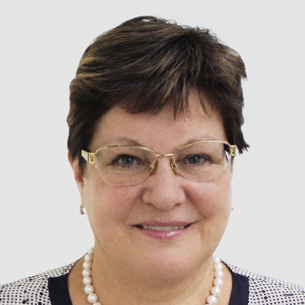 Петрова Петрова