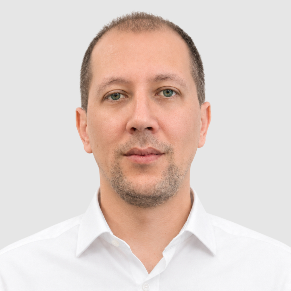 Леонид Леонид