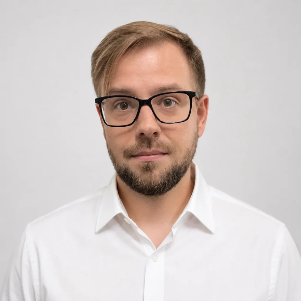 Денис Иванов Денис Иванов